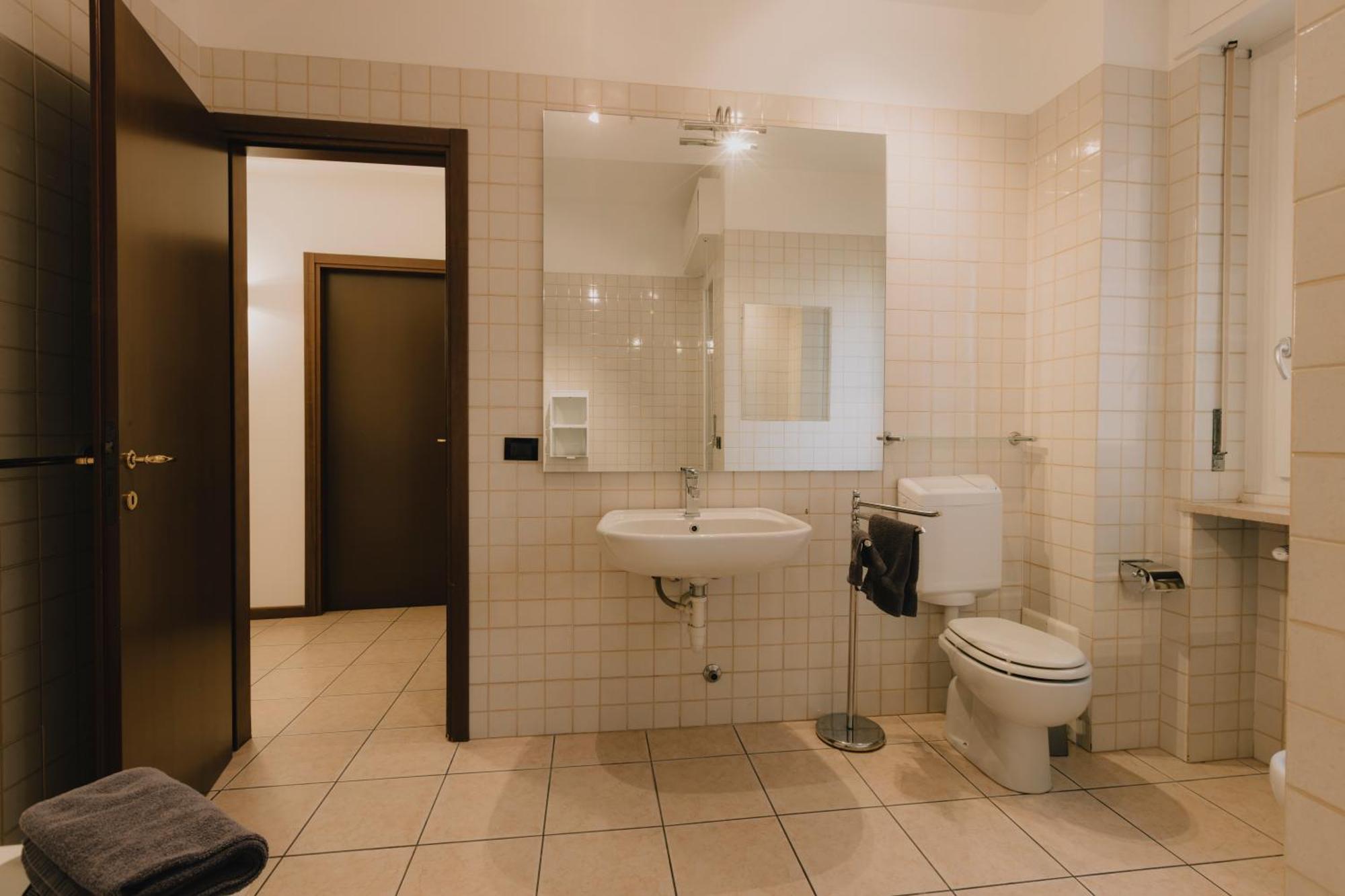 Arena Luxury Apartment Верона Экстерьер фото